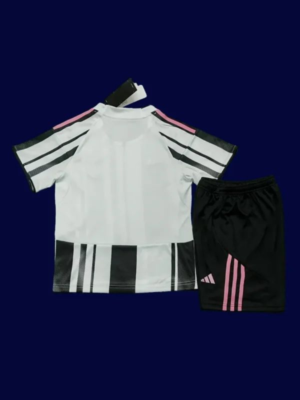 Juventus Home Kids kits 2526 Fans Version2 - kfcool.com Juventus 2526 Kids Home Fans Back simple customizable kids back