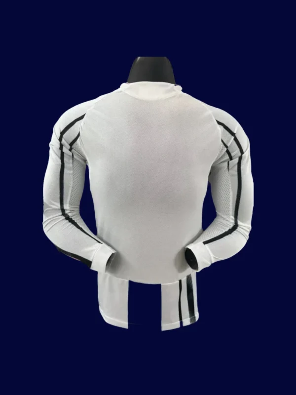 Juventus 2526 Home Long Sleeve Player Back number display