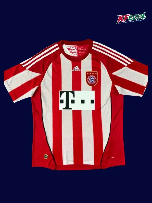 Bayern Munchen Home Classic Retro Jersey 201011A - kfcool.com Bayern Munchen home classic retro jersey 2010/11 front red black iconic stripes