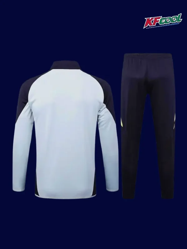 Juventus Grey Black Polo Tracksuit 2526 Fans Version2 - kfcool.com Juventus 25/26 grey black polo tracksuit back view