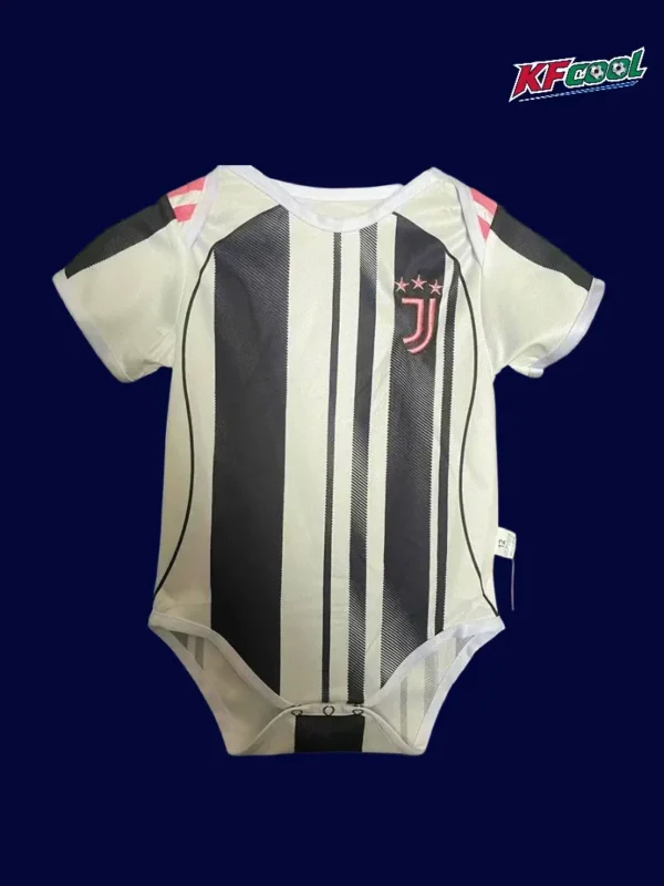 Juventus 25 26 home baby suit front infant crawl bodysuit with club crest