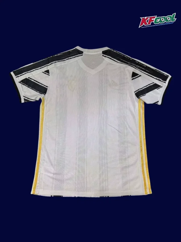Juventus 2020 21 home classic retro jersey back with clean modern retro rear