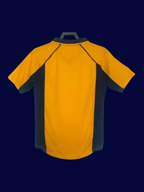 Liverpool FA CUP FINAL Retro Jersey 0001B - kfcool.com back view of FA Cup Final retro jersey (00/01) showing stitched back panel.