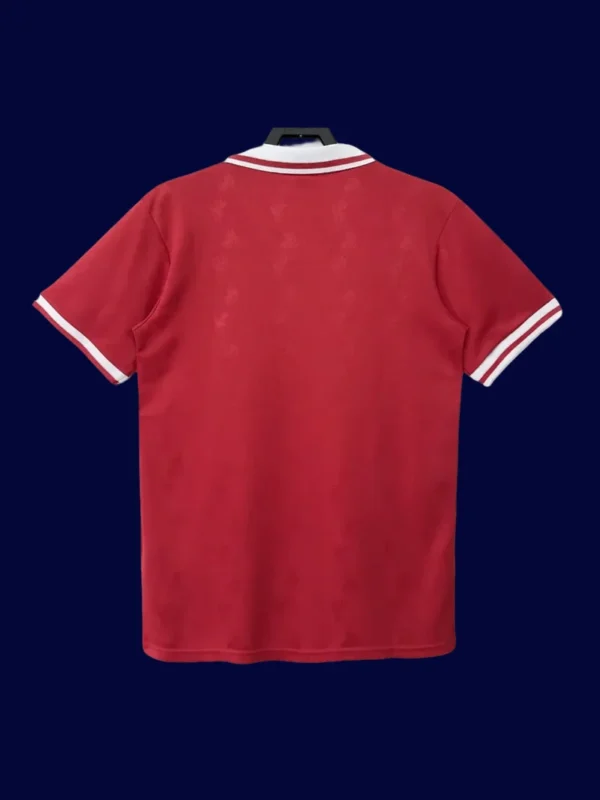 Liverpool Home Red Retro Jersey 9697B - kfcool.com back view of Liverpool home red retro jersey (96/97) showing reinforced back panel.