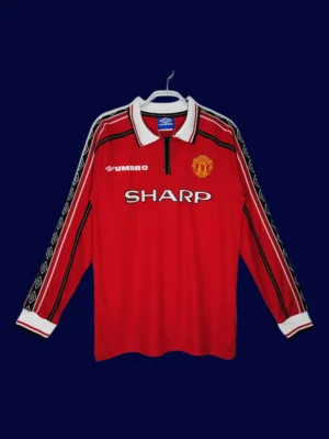 front view of Manchester United home long sleeve retro jersey (98/99) in red.