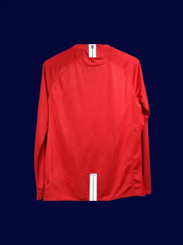 back view of long sleeve player-fit home retro jersey (07/08) showing tapered back and number panel.