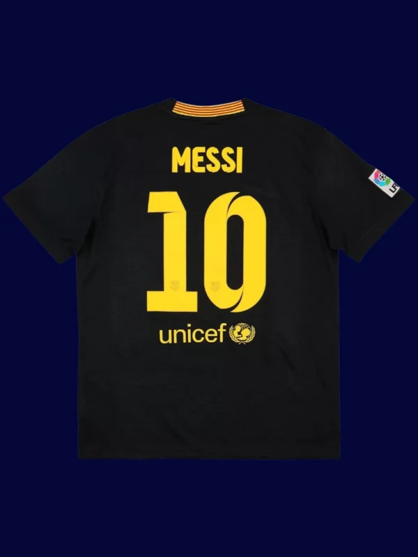 Messi Barcelona third black retro jersey back 13/14 with #10, breathable high-quality design.