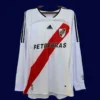 River Plate Home Classic LS Retro Jersey 200607A - KFCool – Football Jerseys & Soccer Kits Store River Plate home classic LS retro jersey 2006/07 front white red long sleeve