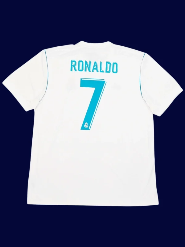 Real Madrid home white retro jersey back with #7, lightweight breathable and collector’s favorite.