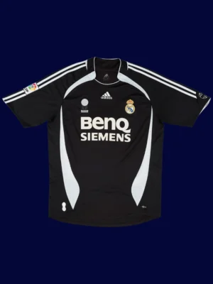 Ronaldo #9 Real Madrid Away Black Retro Jersey 06/07