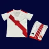 Back view of Peru kids 26/27 home white kit