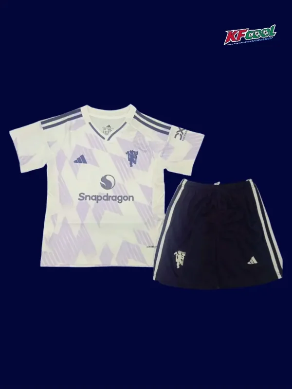 Manchester United Away Kids kits 2526 A - KFCool – Football Jerseys & Soccer Kits Store ManU 25/26 Kids Away White Front, youth away-fit, lightweight