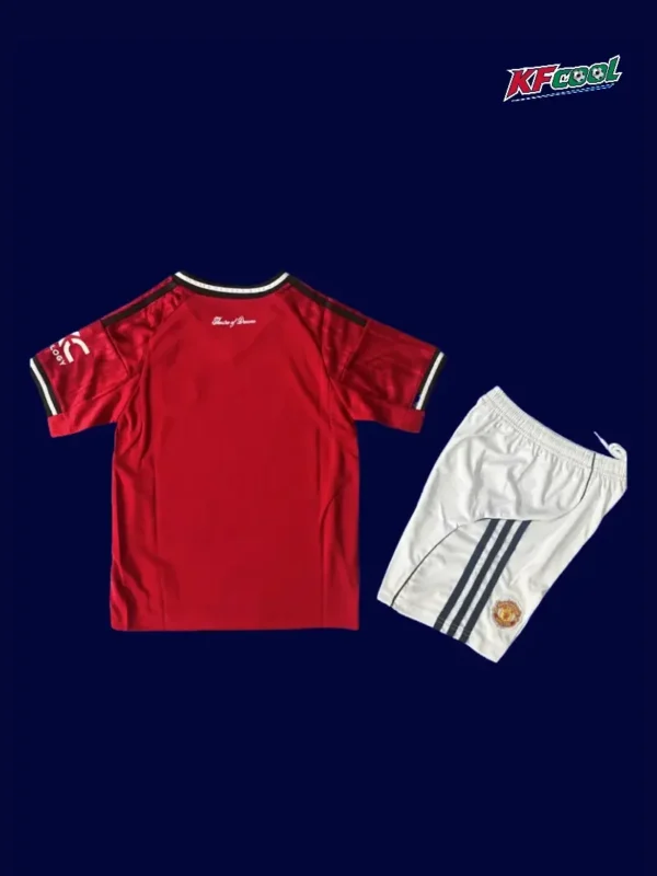 ManU 25/26 Kids Home Red Fans Back, flat rear, parent-child match
