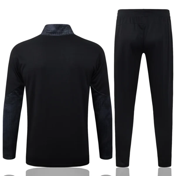 AC Milan 2025/26 Half Pull Tracksuit - Back View - KFCool – Football Jerseys & Soccer Kits Store AC Milan 2025/26 Half Pull Tracksuit - Back View | KFCOOL
