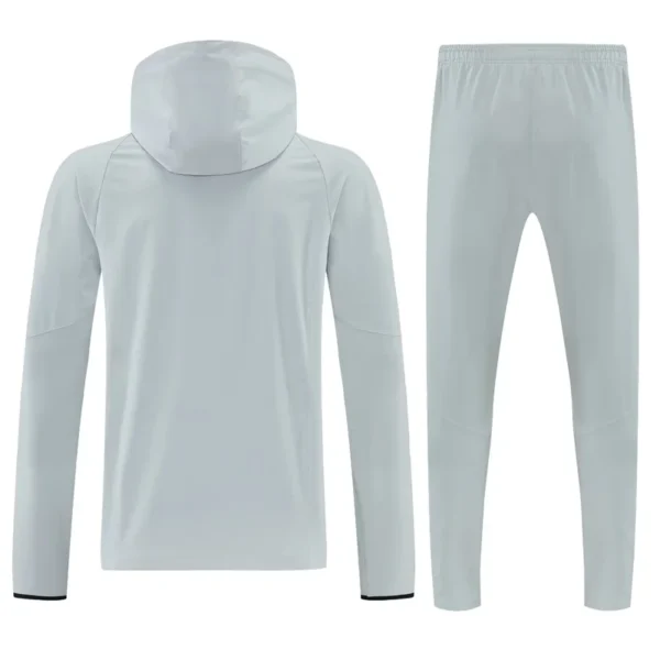 Algeria 2025/26 Grey Windbreaker Suit - Back View - KFCool – Football Jerseys & Soccer Kits Store Algeria 2025/26 Grey Windbreaker Suit - Back View | KFCOOL