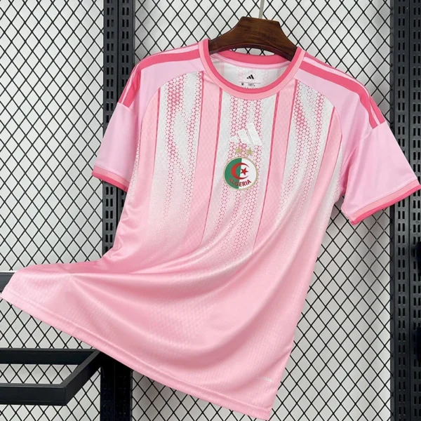 Algeria 2026/27 Pink Training Shirt Fan Version - Front View Algeria 2026/27 Pink Training Shirt Fan Version - Front View | KFCOOL