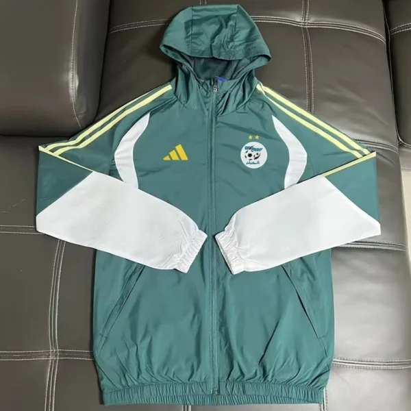 Algeria 2026/27 Green Windbreaker - Front View - KFCool – Football Jerseys & Soccer Kits Store Algeria 2026/27 Green Windbreaker - Front View | KFCOOL