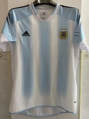 Argentina 2004/05 Retro Home Jersey Fan Version - Front View Argentina 2004/05 Retro Home Jersey Fan Version - Front View | KFCOOL