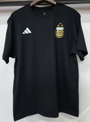 Argentina 2026/27 Black T-Shirt - Front View Argentina 2026/27 Black T-Shirt - Front View | KFCOOL