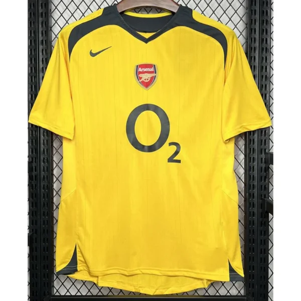 Arsenal 2005/06 Retro Away Jersey Fan Version - Front View Arsenal 2005/06 Retro Away Jersey Fan Version - Front View | KFCOOL