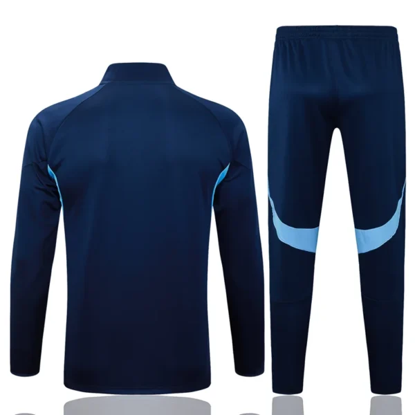 Arsenal 2025/26 Blue Jacket Tracksuit - Back View - KFCool – Football Jerseys & Soccer Kits Store Arsenal 2025/26 Blue Jacket Tracksuit - Back View | KFCOOL