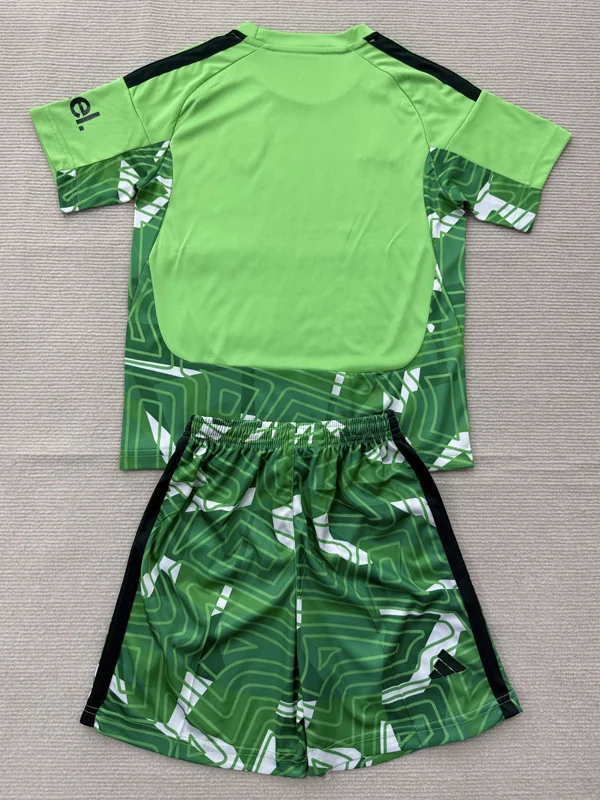 Arsenal 2026/27 Goalkeeper Green Kids Kit Fan Version - Back View | KFCOOL