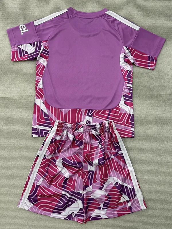 Arsenal 2026/27 Goalkeeper Pink Purple Kids Kit Fan Version - Back View - KFCool – Football Jerseys & Soccer Kits Store Arsenal 2026/27 Goalkeeper Pink Purple Kids Kit Fan Version - Back View | KFCOOL