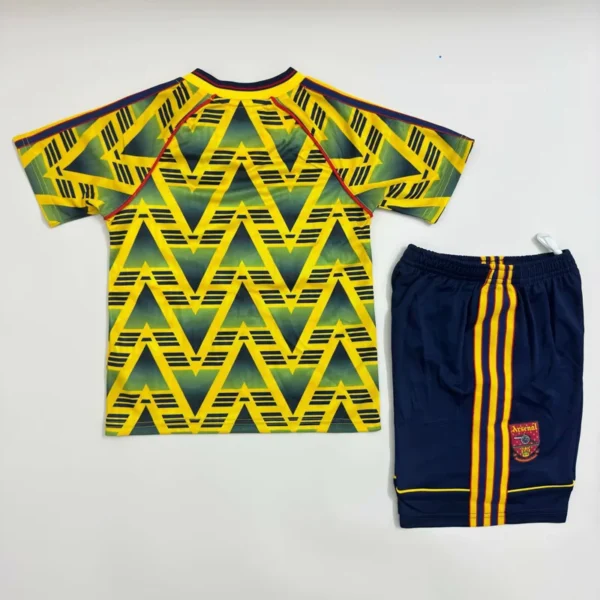 Arsenal 1991/92 Retro Away Kids Kit Fan Version - Back View - KFCool – Football Jerseys & Soccer Kits Store Arsenal 1991/92 Retro Away Kids Kit Fan Version - Back View | KFCOOL