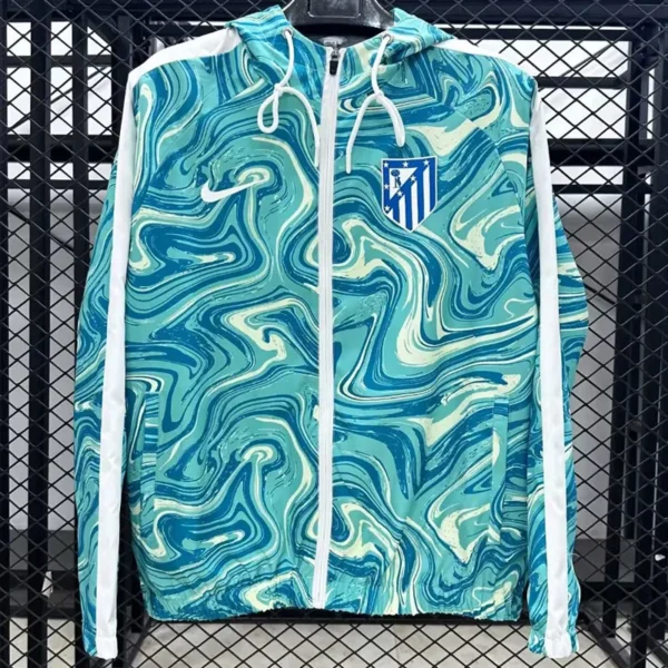 Atlético Madrid 2025/26 Green Windbreaker - Front View - KFCool – Football Jerseys & Soccer Kits Store Atlético Madrid 2025/26 Green Windbreaker - Front View | KFCOOL