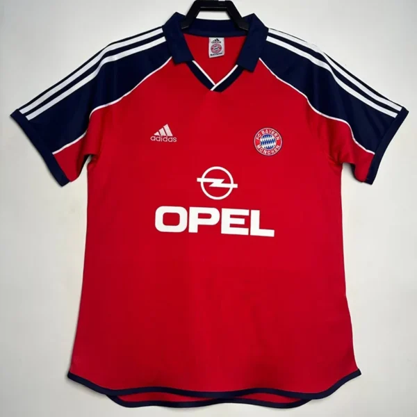 Bayern Munich 2000/01 Retro Home Jersey Fan Version - Detail View 3 Bayern Munich 2000/01 Retro Home Jersey Fan Version - Detail View 3 | KFCOOL