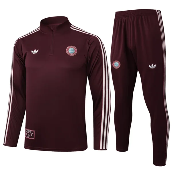 Bayern Munich 2025/26 Red Half Pull Tracksuit - Front View | KFCOOL