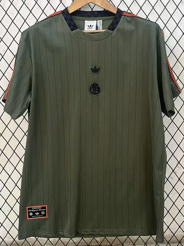 Bayern Munich 2025/26 Green Grey Training Shirt Fan Version - Front View | KFCOOL