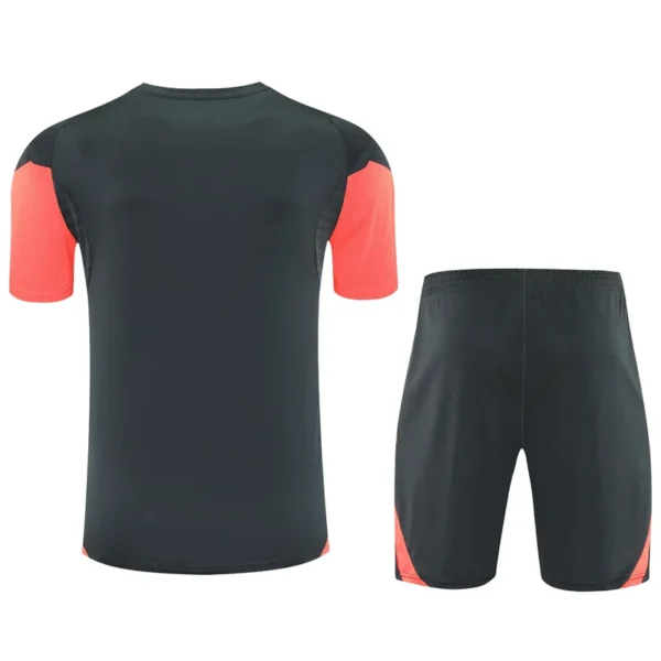 Bayern Munich 2025/26 Grey Red Training Short Suit - Back View Bayern Munich 2025/26 Grey Red Training Short Suit - Back View | KFCOOL