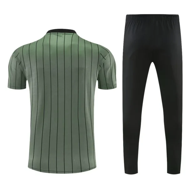 Bayern Munich 2026/27 Green Short Sleeve Pants Suit - Back View | KFCOOL