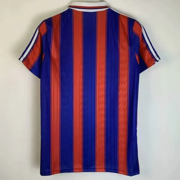 Bayern Munich 1995/97 Retro Home Jersey Fan Version - Back View Bayern Munich 1995/97 Retro Home Jersey Fan Version - Back View | KFCOOL