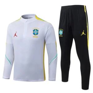 Brazil 2026/27 White Half Pull Tracksuit - Front View Brazil 2026/27 White Half Pull Tracksuit - Front View | KFCOOL