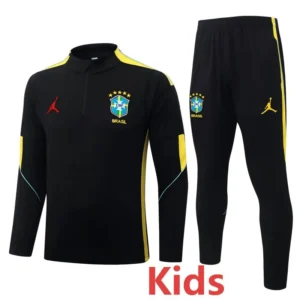 Brazil 2026/27 Black Yellow Kids Half Pull Tracksuit - Front View Brazil 2026/27 Black Yellow Kids Half Pull Tracksuit - Front View | KFCOOL