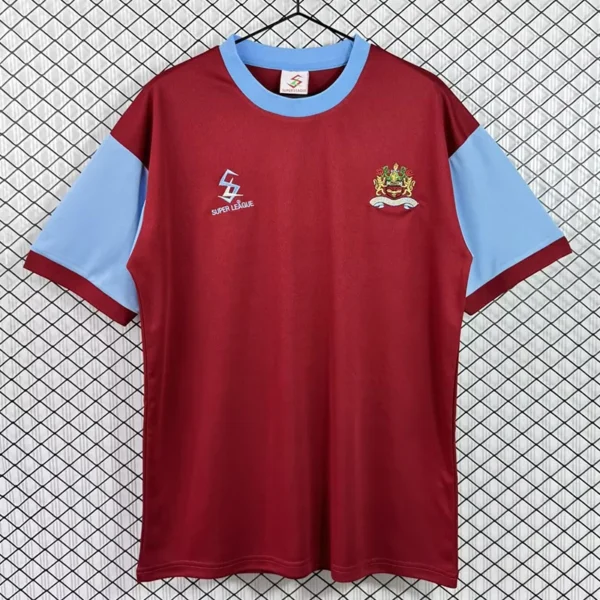 Burnley 2000/01 Retro Home Jersey Fan Version - Front View Burnley 2000/01 Retro Home Jersey Fan Version - Front View | KFCOOL