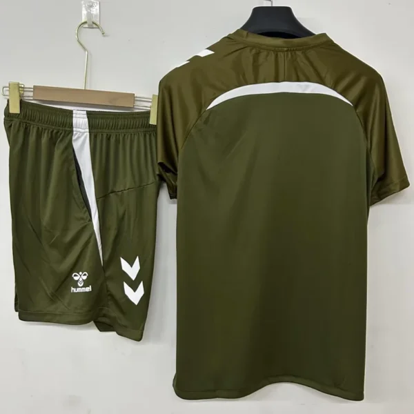 Celta Vigo 2026/27 Training Short Suit - Back View | KFCOOL