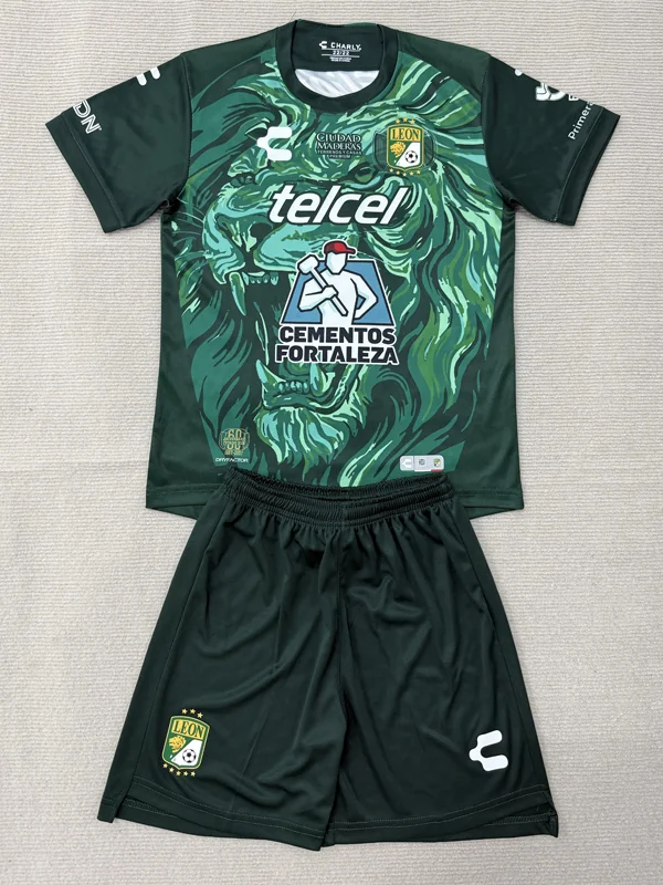 Club León 2026/27 Home Kids Kit Fan Version - Front View Club León 2026/27 Home Kids Kit Fan Version - Front View | KFCOOL
