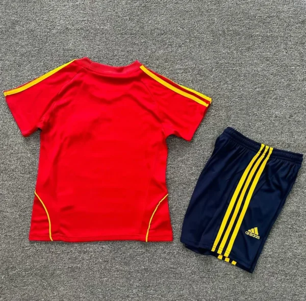 Spain 2008/09 Retro Home Kids Kit Fan Version - Back View Spain 2008/09 Retro Home Kids Kit Fan Version - Back View | KFCOOL