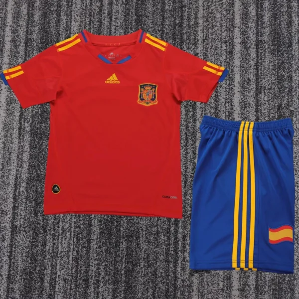 Spain 2010/11 Retro Home Kids Kit Fan Version - Front View | KFCOOL