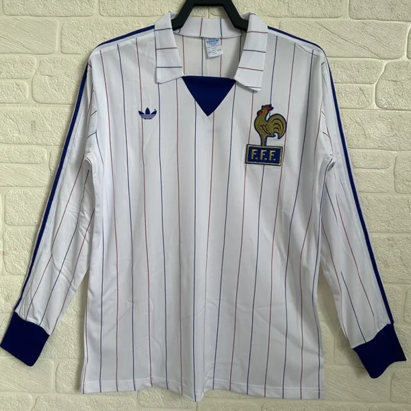 France 1980/82 Retro Away Long Sleeve Jersey Fan Version - Front View France 1980/82 Retro Away Long Sleeve Jersey Fan Version - Front View | KFCOOL