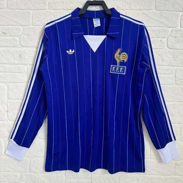 France 1980/82 Retro Home Long Sleeve Jersey Fan Version - Front View France 1980/82 Retro Home Long Sleeve Jersey Fan Version - Front View | KFCOOL
