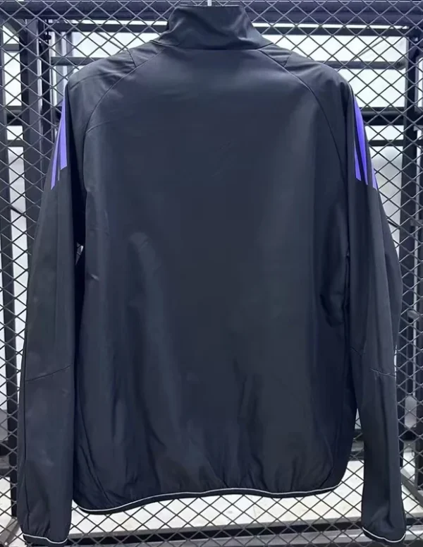 Germany 2025/26 White Black Double Sided Windbreaker - Detail View 3 - KFCool – Football Jerseys & Soccer Kits Store Germany 2025/26 White Black Double Sided Windbreaker - Detail View 3 | KFCOOL