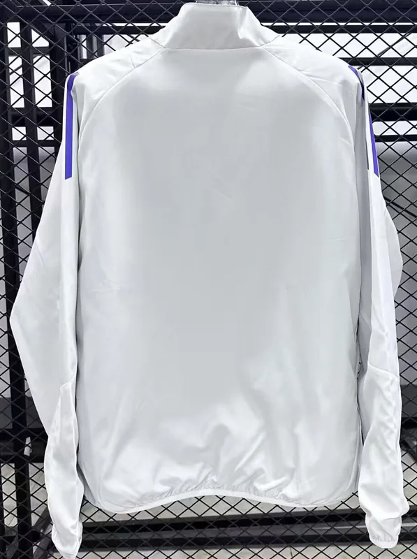 Germany 2025/26 White Black Double Sided Windbreaker - Detail View 5 - KFCool – Football Jerseys & Soccer Kits Store Germany 2025/26 White Black Double Sided Windbreaker - Detail View 5 | KFCOOL