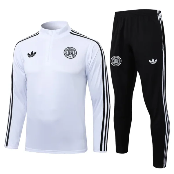 Germany 2025/26 White Half Pull Tracksuit - Front View - KFCool – Football Jerseys & Soccer Kits Store Germany 2025/26 White Half Pull Tracksuit - Front View | KFCOOL