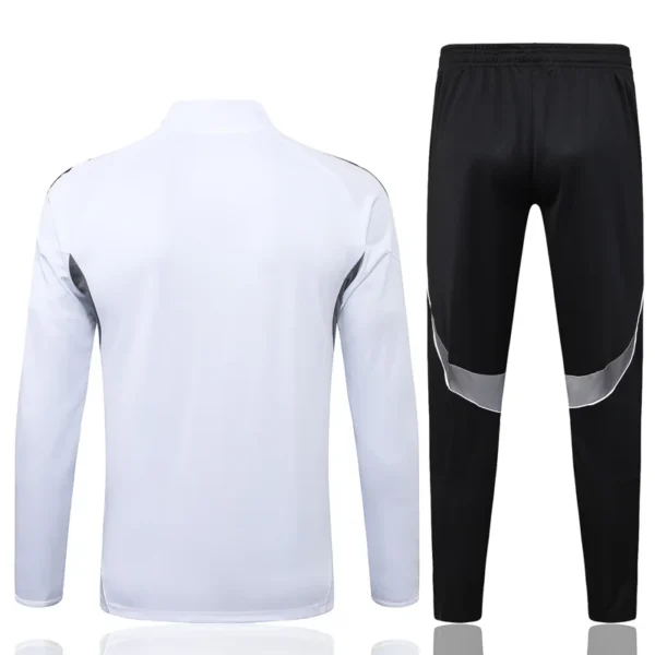 Germany 2025/26 White Black Jacket Tracksuit - Back View - KFCool – Football Jerseys & Soccer Kits Store Germany 2025/26 White Black Jacket Tracksuit - Back View | KFCOOL