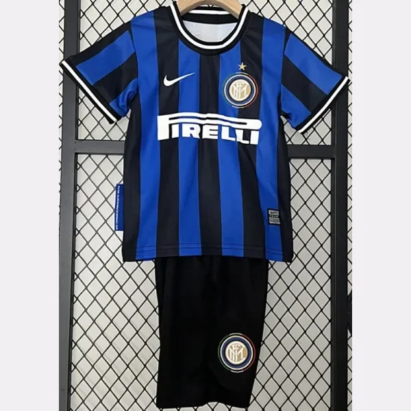 Inter Milan 2009/10 Retro Home Kids Kit Fan Version - Front View - KFCool – Football Jerseys & Soccer Kits Store Inter Milan 2009/10 Retro Home Kids Kit Fan Version - Front View | KFCOOL