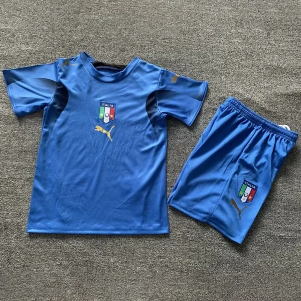 Italy 2006/07 Retro Home Kids Kit Fan Version - Front View | KFCOOL